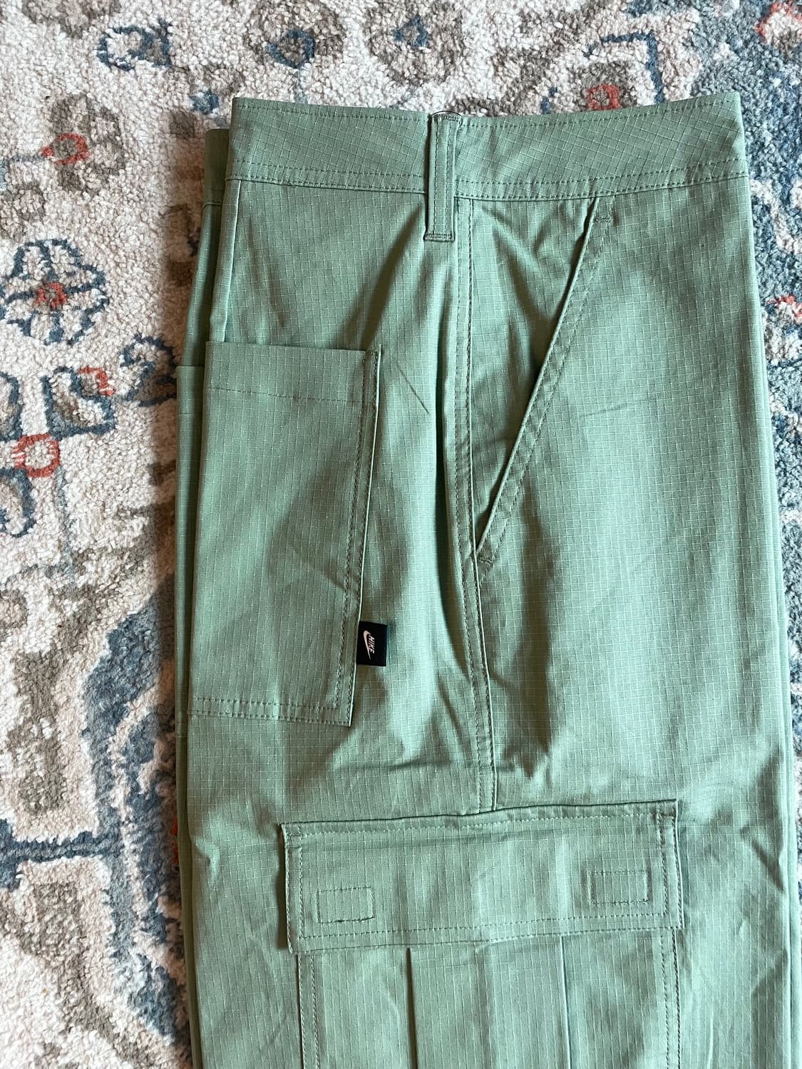 나이키 클럽 카고 팬츠 오일 그린  (새제품,34x32) 상품이미지4