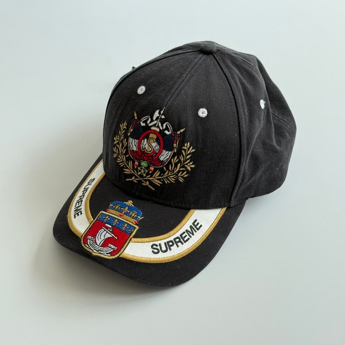 슈프림 CREST 볼캡 상품이미지1