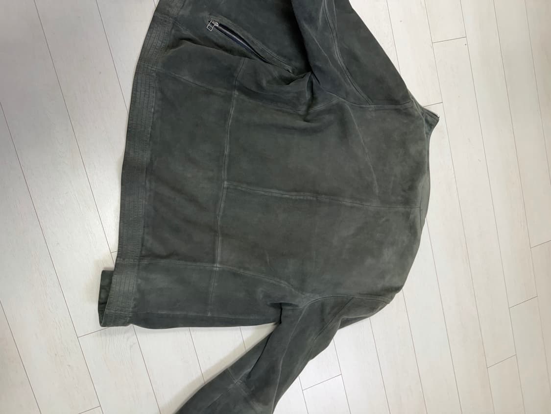 백화점판) 띠어리 염소가죽 자켓 M 사이즈  염소 가죽으로 고급스럽습니다 상품이미지6