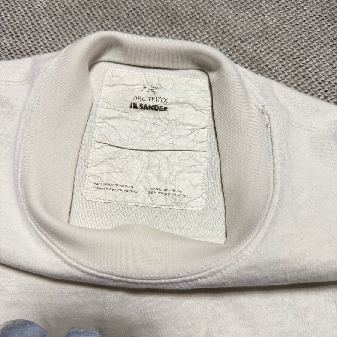 질샌더 x 아크테릭스 스카치 로고 반팔 상품이미지3