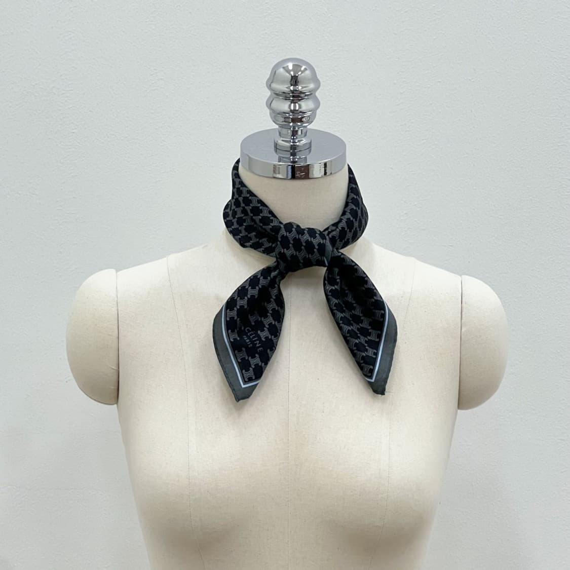 (새상품) celine / 셀린느 쁘띠스카프 손수건 상품이미지7