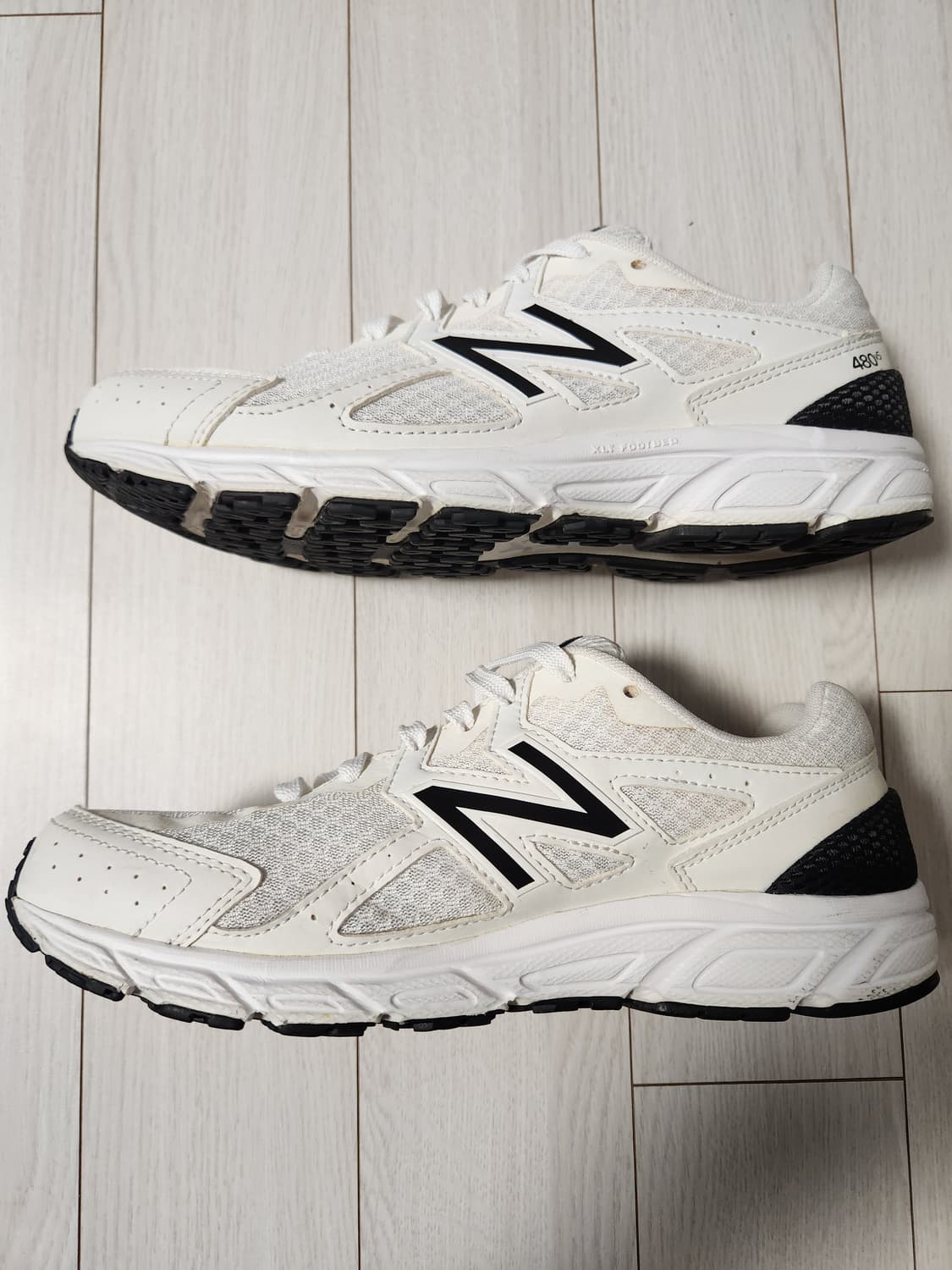 뉴발란스 480 운동화 W480WB5 사이즈245

남녀공용 가볍고 편해 상품이미지6