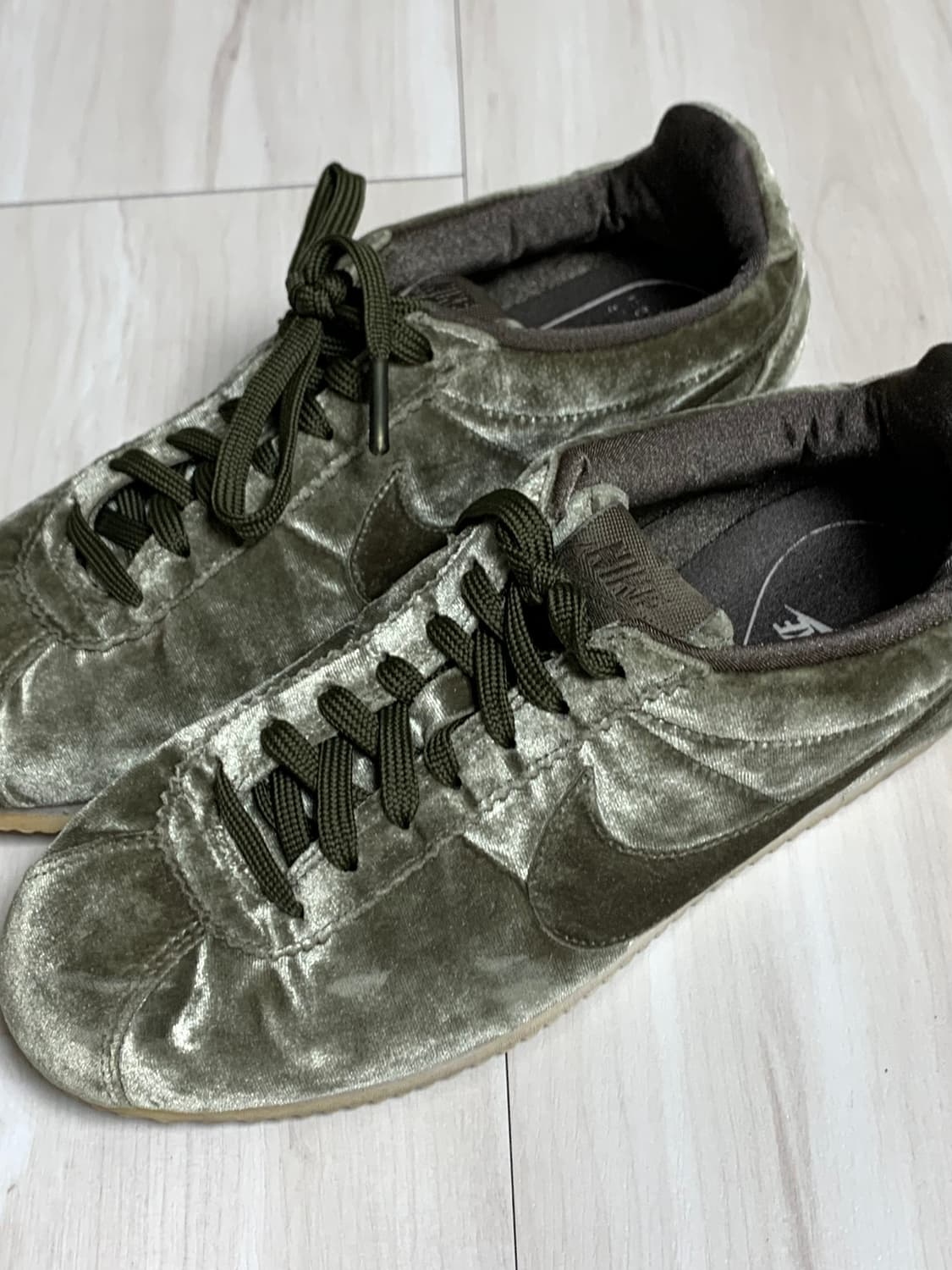 나이키 코르테즈 Nike Cortez Velour 상품이미지4