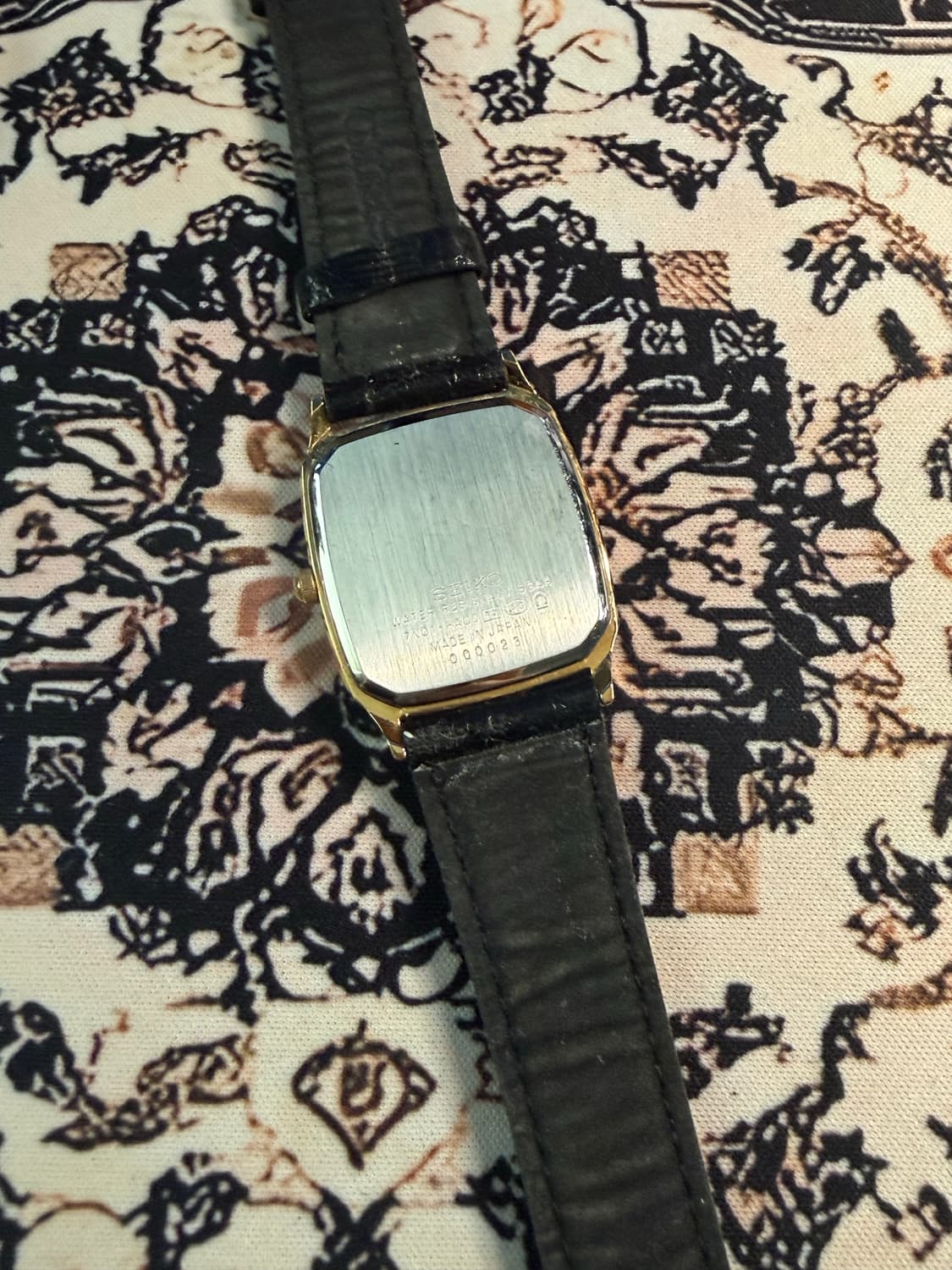 SEIKO 빈티지 쿼츠 시계 상품이미지3