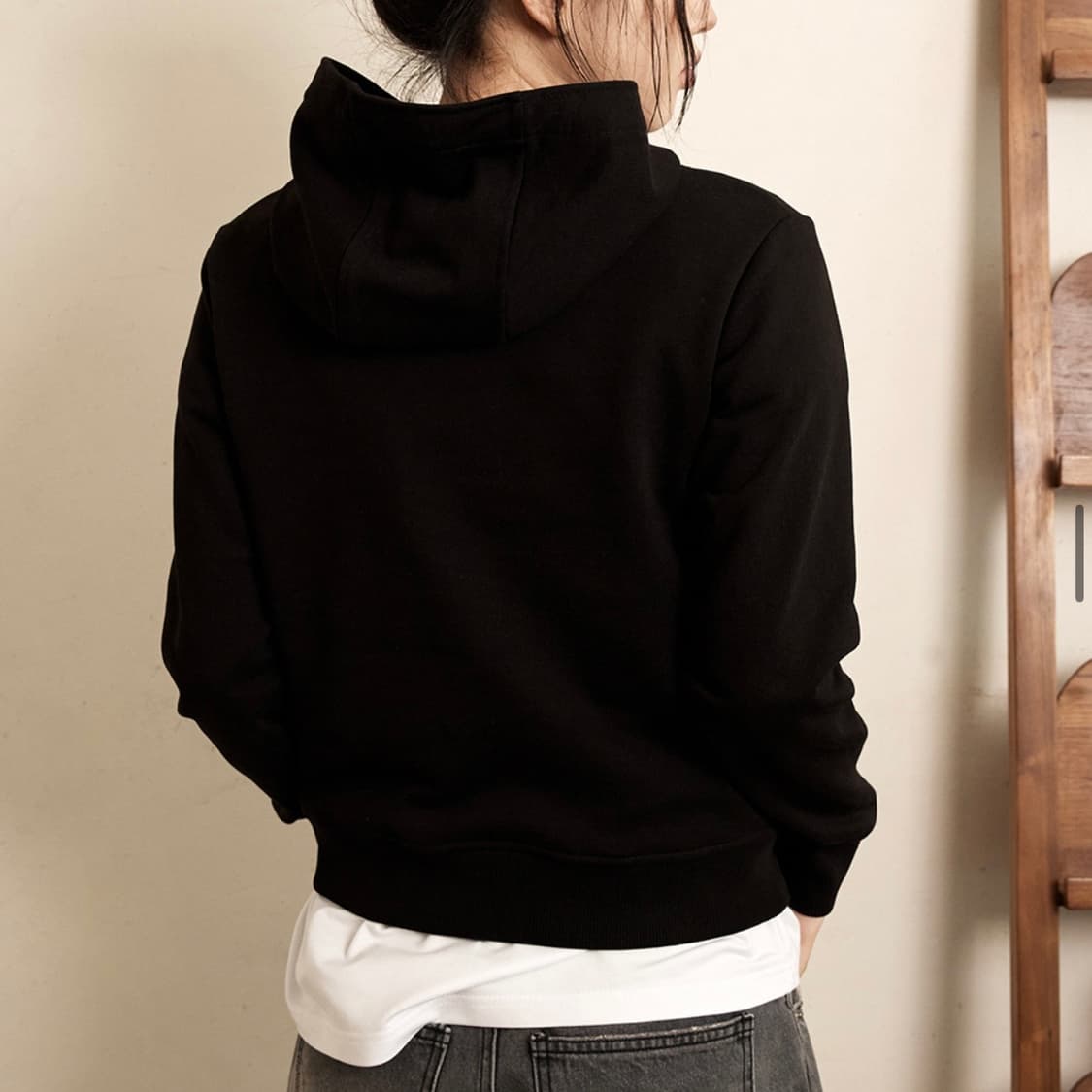 오피쉬 LETTERING HOODIE BLACK 상품이미지2