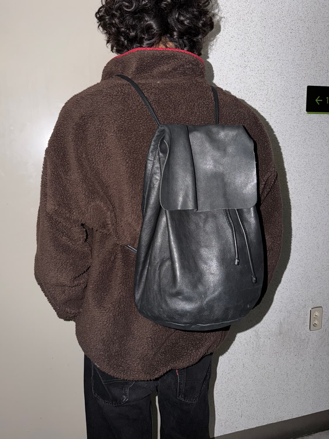 Cos 카프스킨 드로우스트링백 상품이미지1