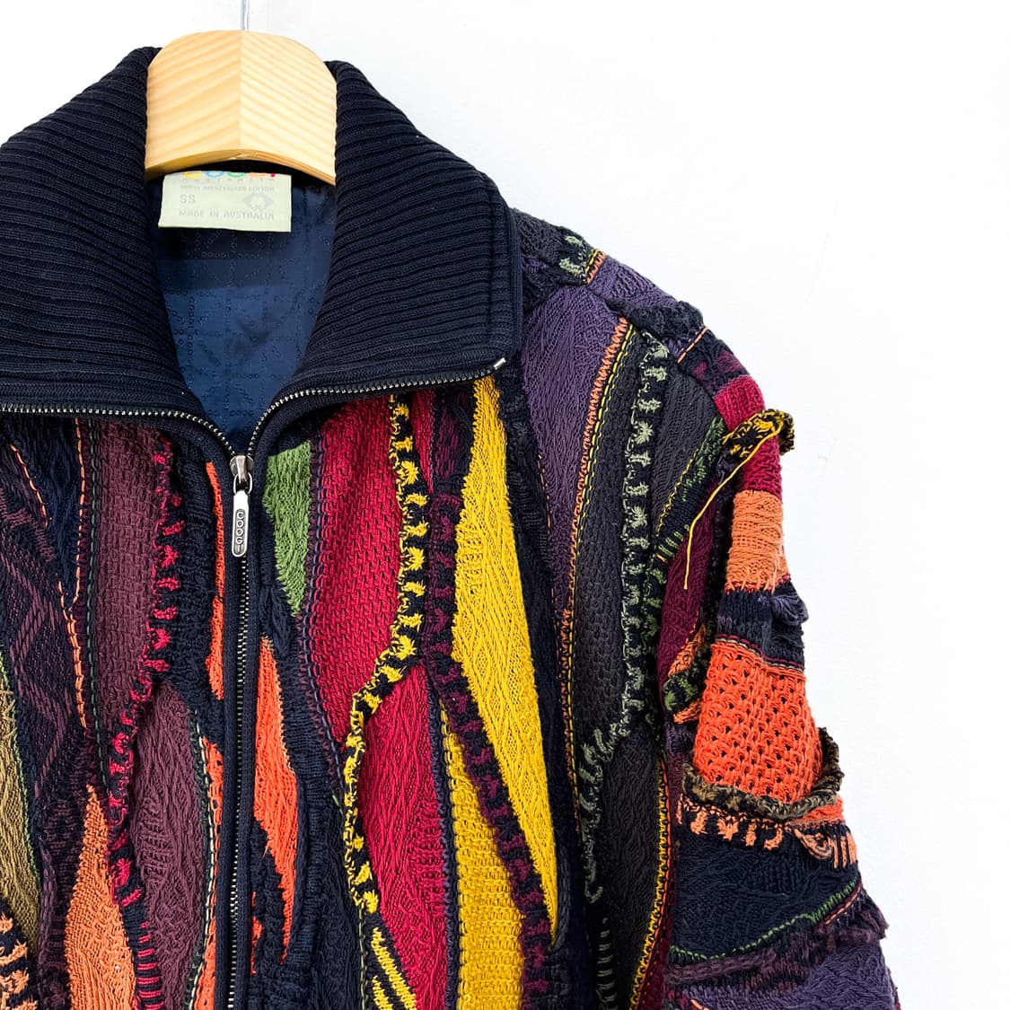 쿠지 오스트레일리아 3D 멀티 케이블 니트 집업 상품이미지4