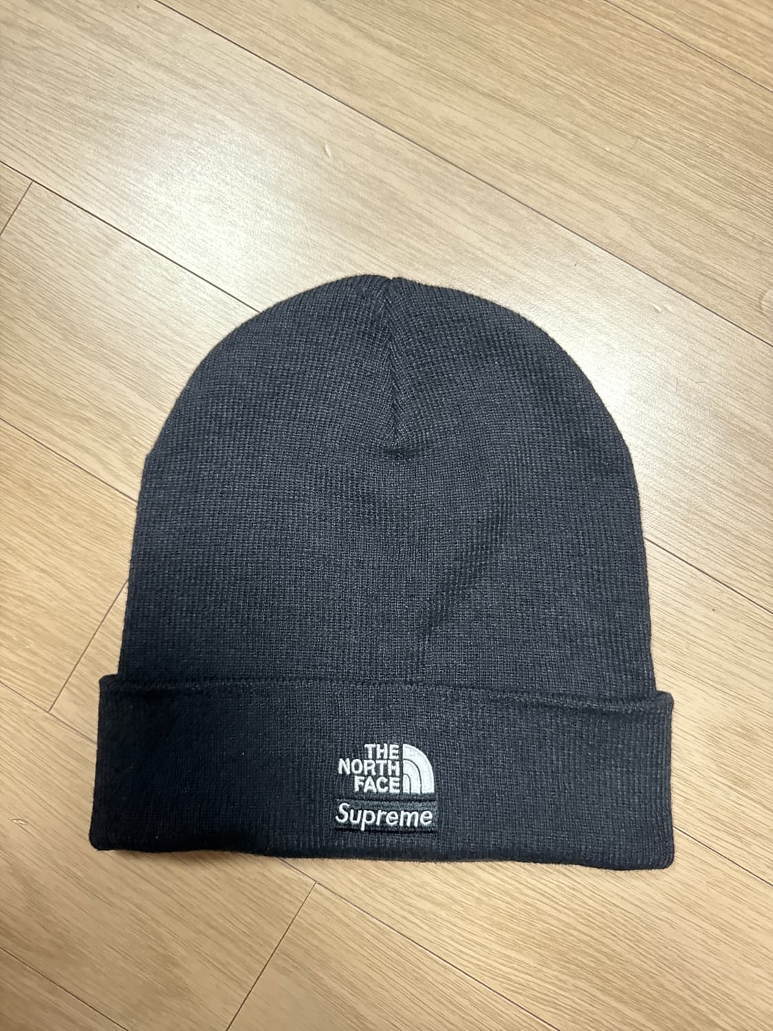 슈프림 x 노스페이스 비니 상품이미지1