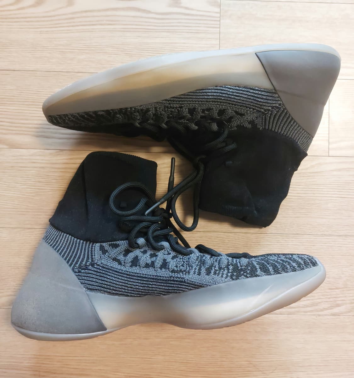 275)아디다스 이지부스트 베스킷볼 니트
슬레이트 블루 상품이미지4