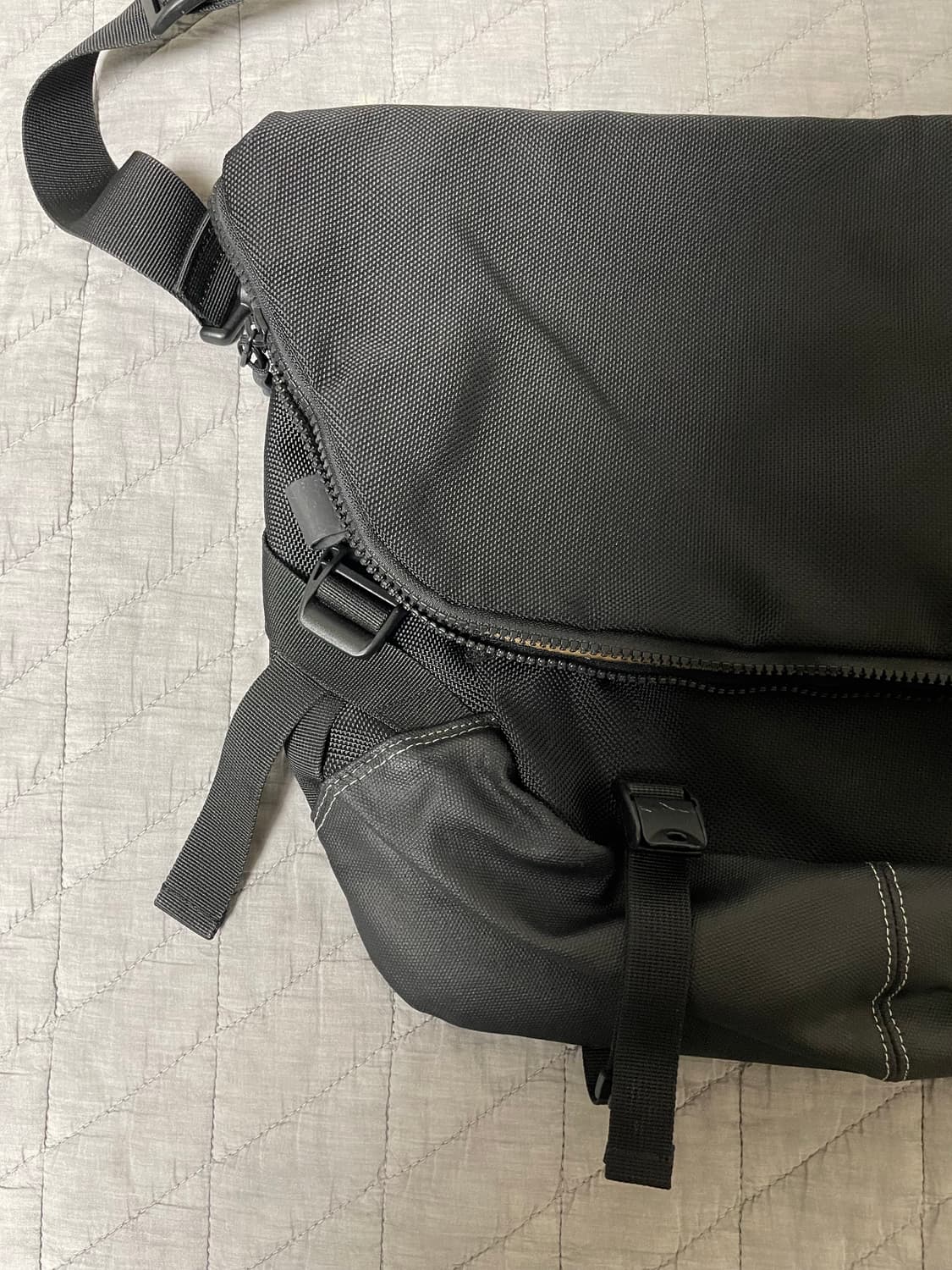 [공용] 브라운브레스 STRIVE MESSENGER BAG 크로스백 가방 상품이미지2