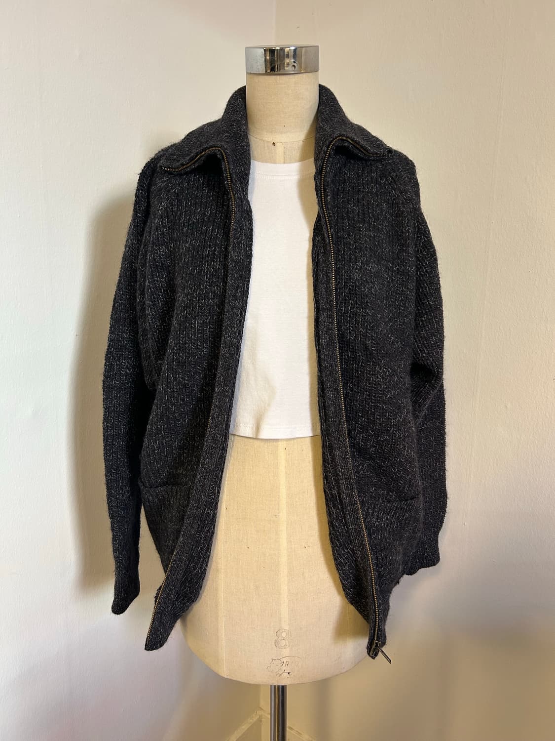 gim 브리티시 울 하프집 하이넥 집업 니트 상품이미지1