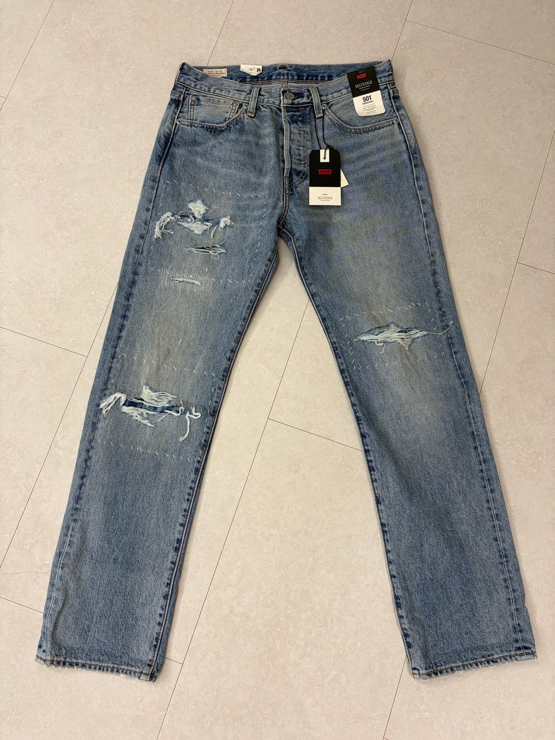 리바이스 프리미엄라인 찢청바지 팔아요 상품이미지1