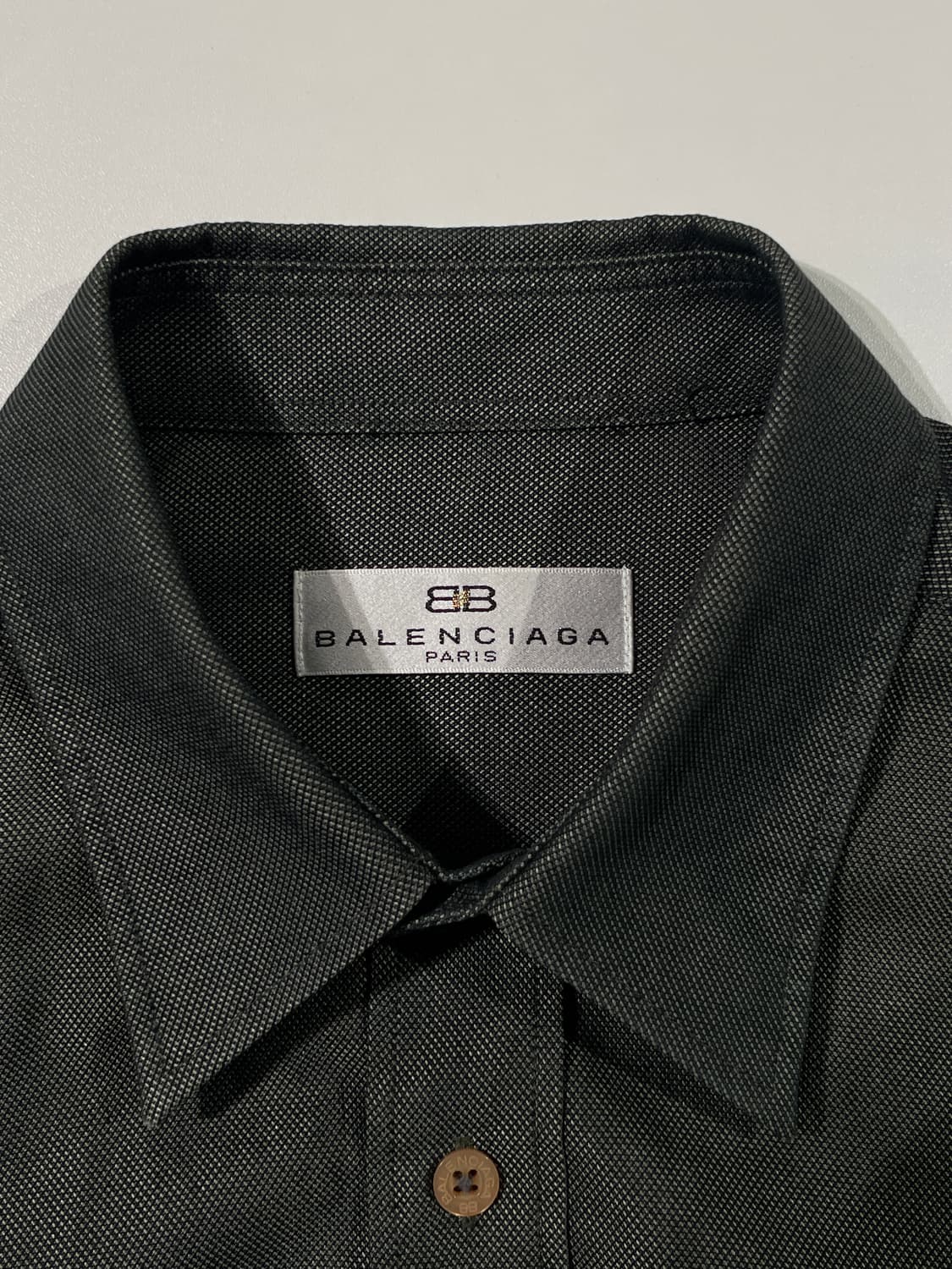 발렌시아가 카키 싱글 포켓 카라 셔츠 상품이미지7