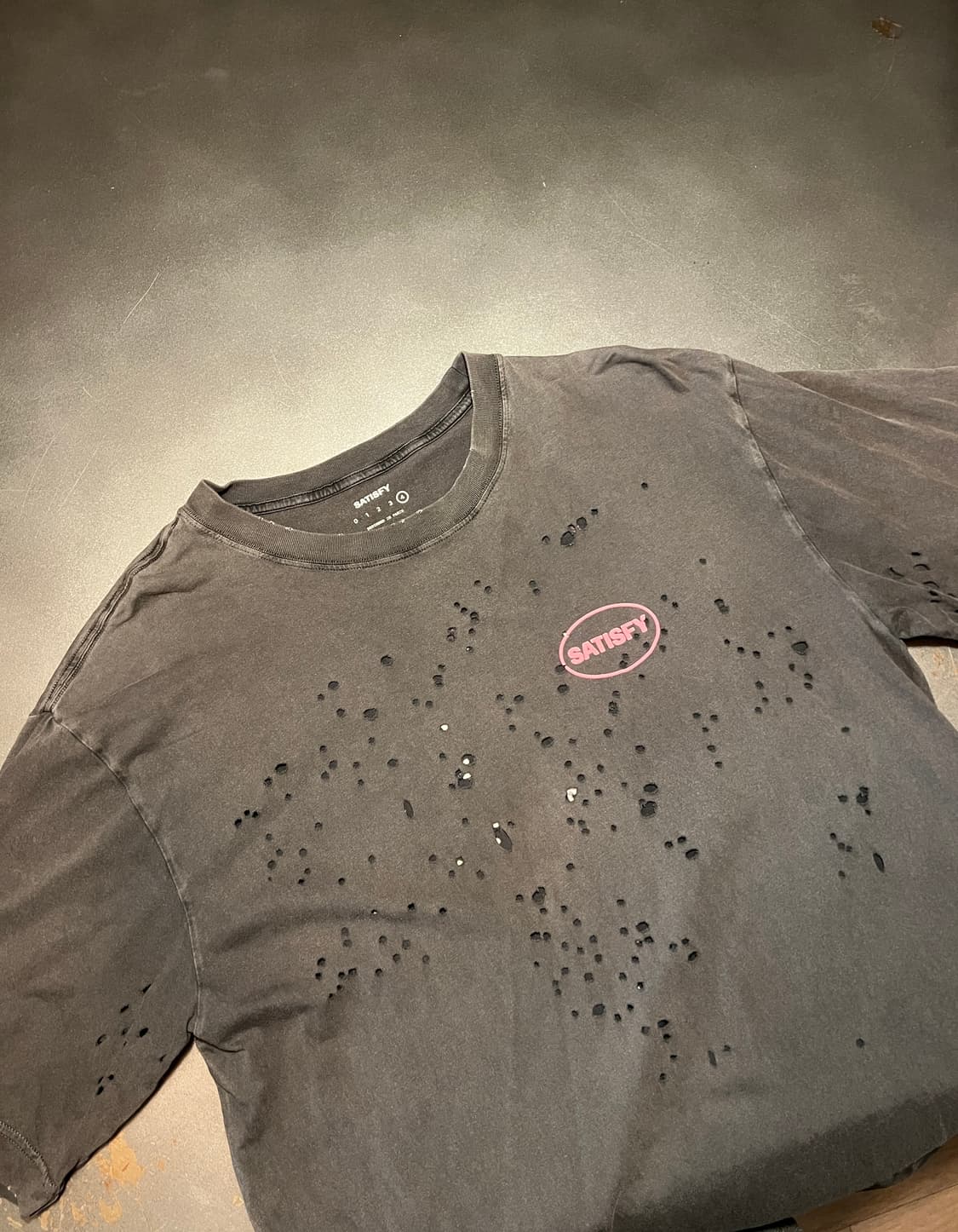 SATISFY 세티스파이 모스테크 반팔 XL 상품이미지1