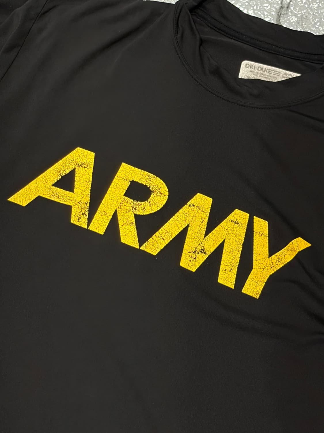 미군 육군(US Army) 블랙 트레이닝 훈련용 티셔츠 상품이미지2