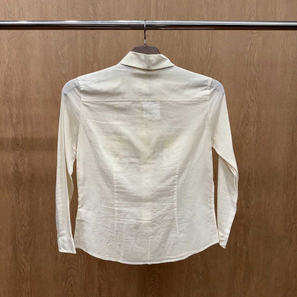 띠어리 코튼 긴팔 셔츠 에포렛 포켓 디테일 슬림핏 아이보리 상품이미지3