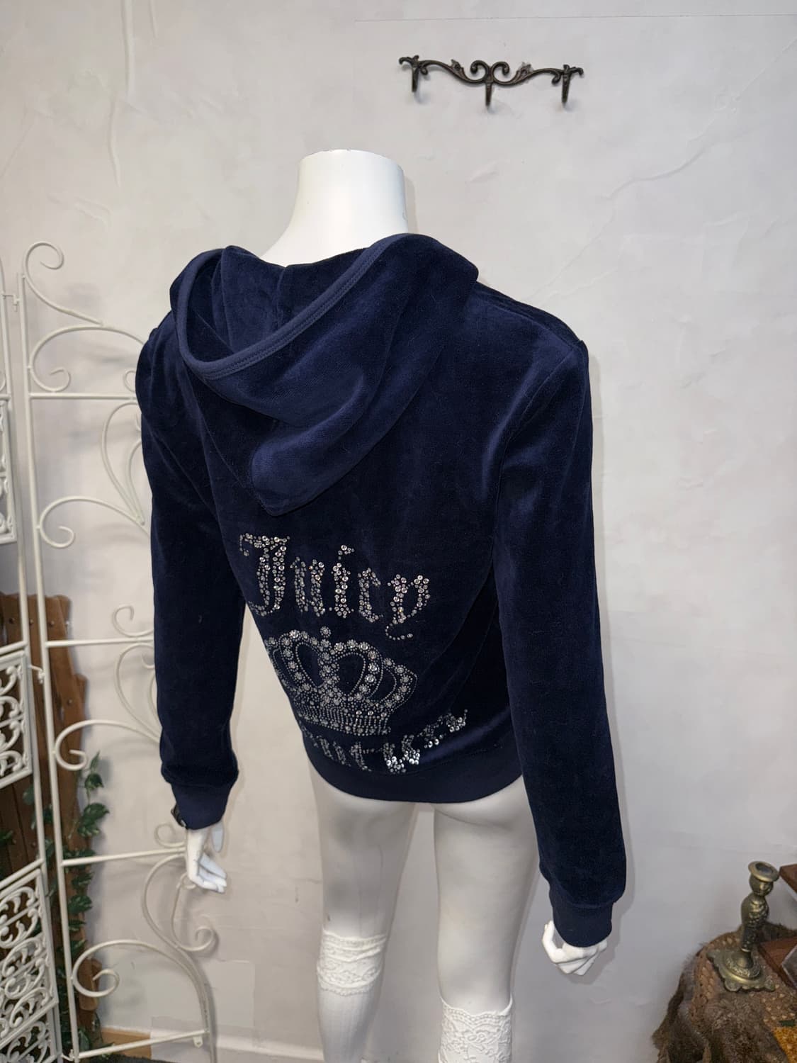 Juicy Couture navy cubic velvet 후드집업 상품이미지5