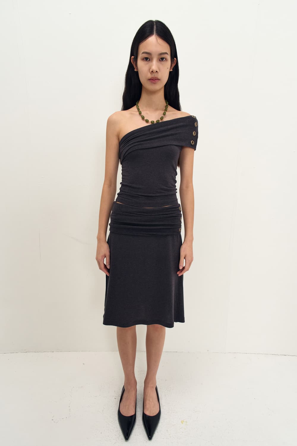 jijivisha) unbalanced top (charcoal) 상품이미지1