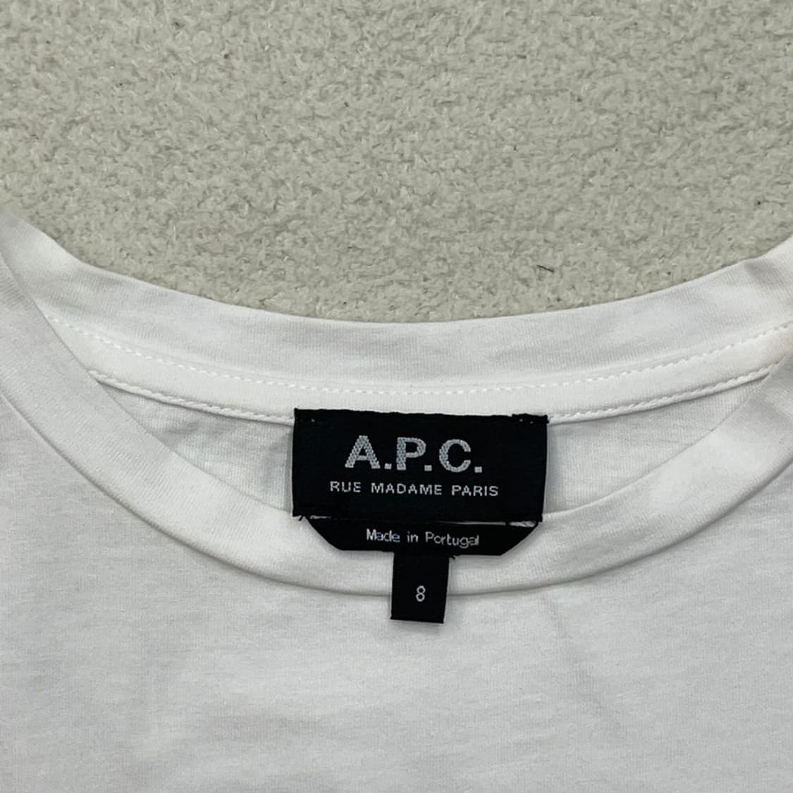 A.P.C. 여성용 크롭 반팔티 8 상품이미지3