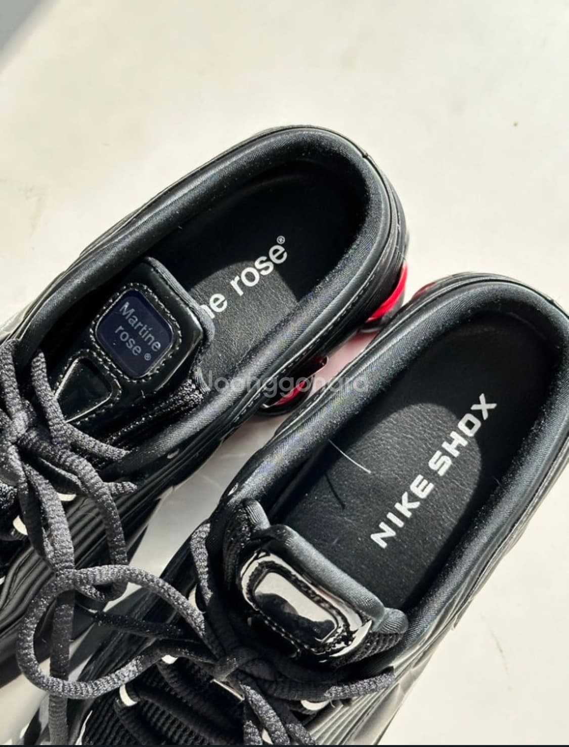 마틴로즈 x 나이키 샥스 검빨 225 나이키샥스 상품이미지5