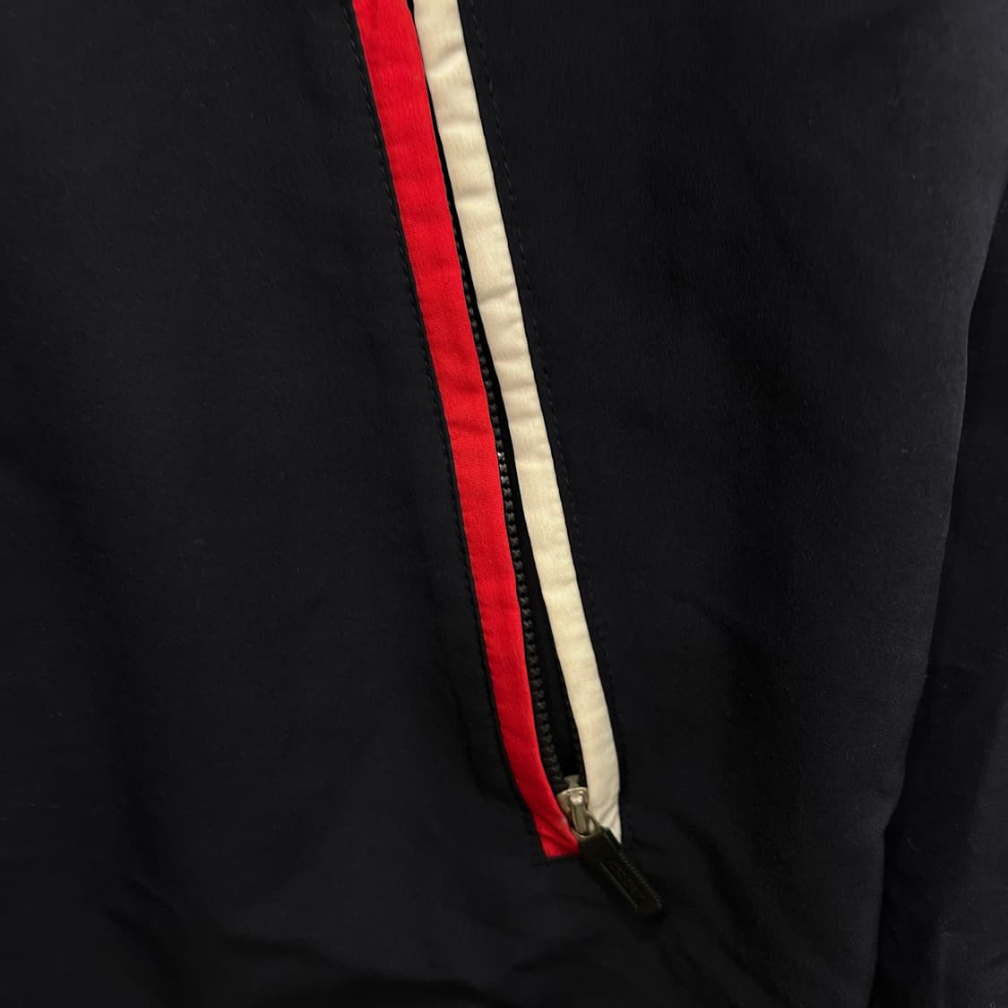 아식스 어센틱 올드스쿨 배색핑라인 오버핏 바람막이 상품이미지4