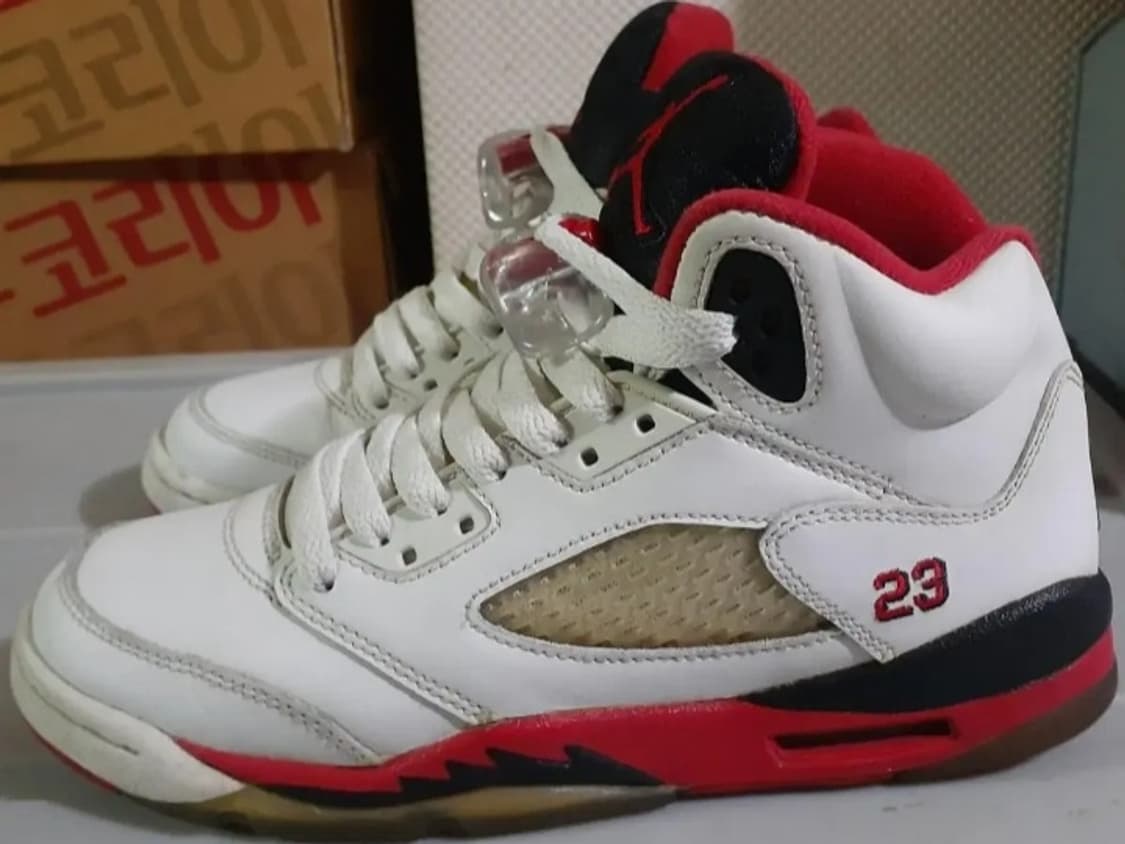 조던 5 파이어레드 블랙텅 230 상품이미지1