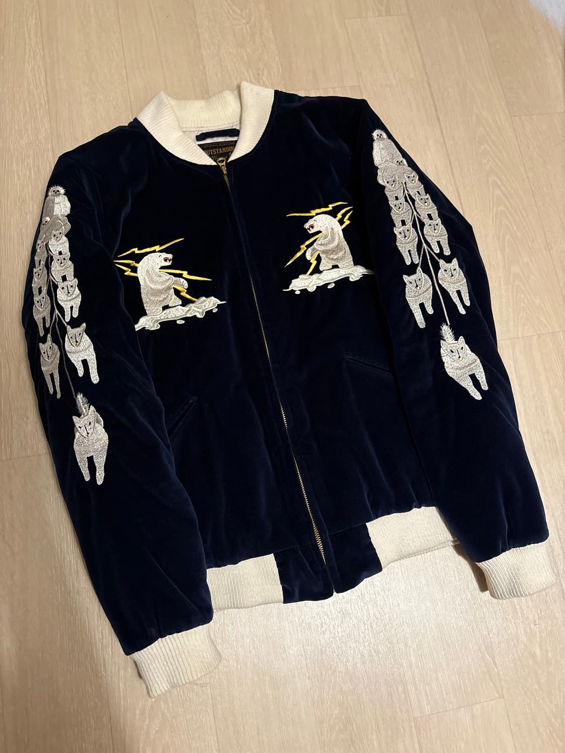 아웃스탠딩 알레스카 수베니어 자켓 M 상품이미지1