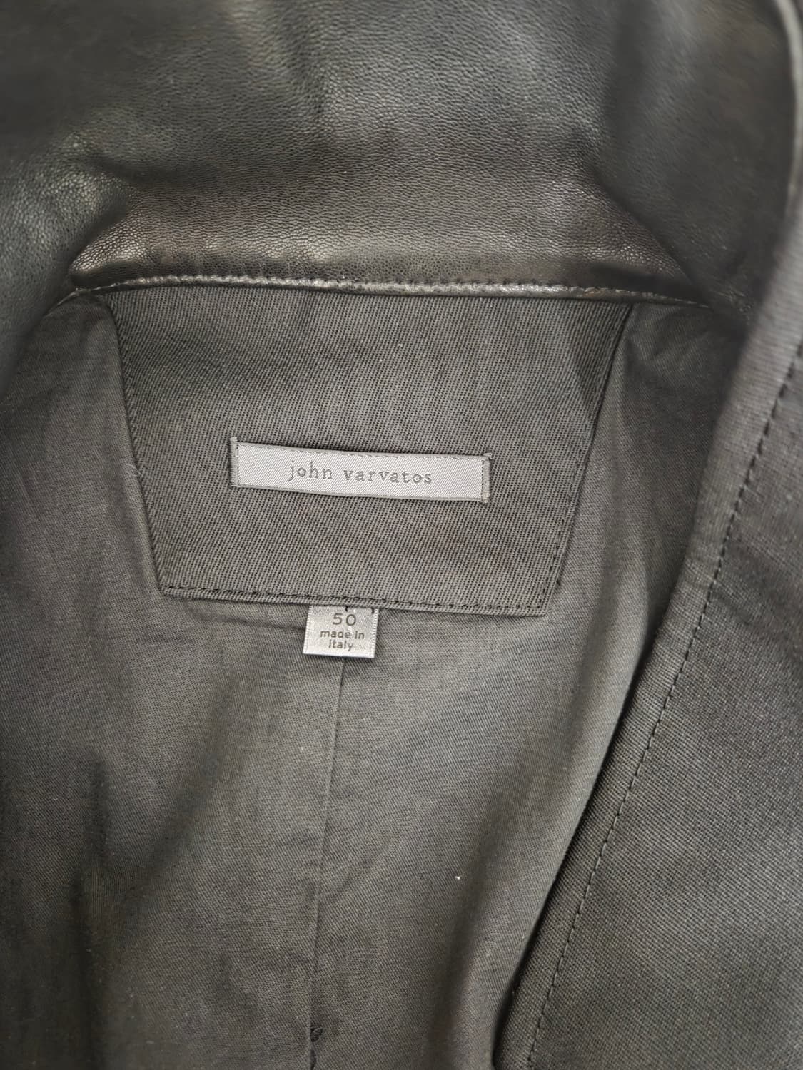 존바바토스 버진울 하이넥 코트 상품이미지3