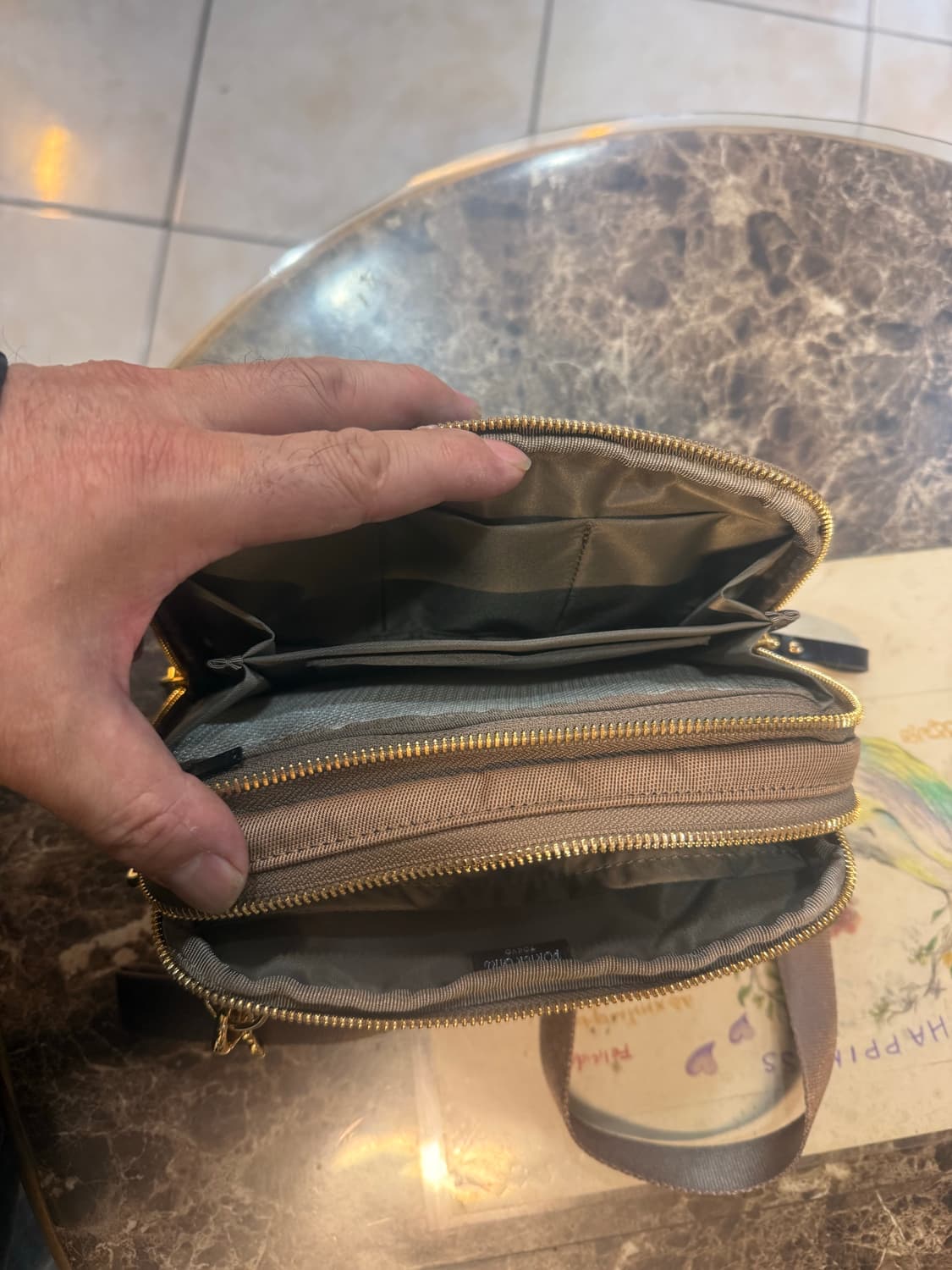 정품 요시다포터 시아 월렛 크로스백 팝니다 상품이미지6