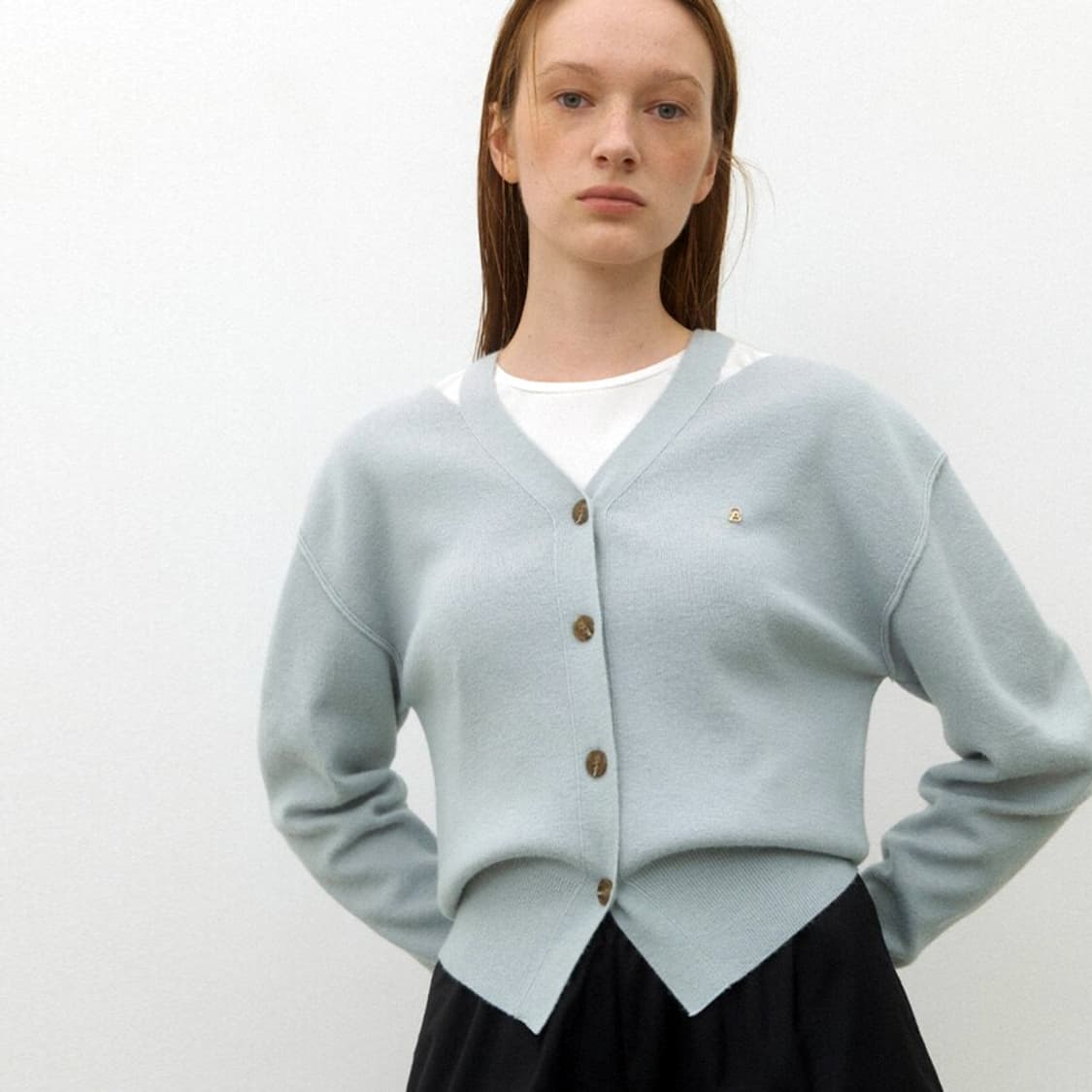 아틀리에나인(Atelier Nain) 로웰 컷아웃 니트가디건 프리사이즈 상품이미지2