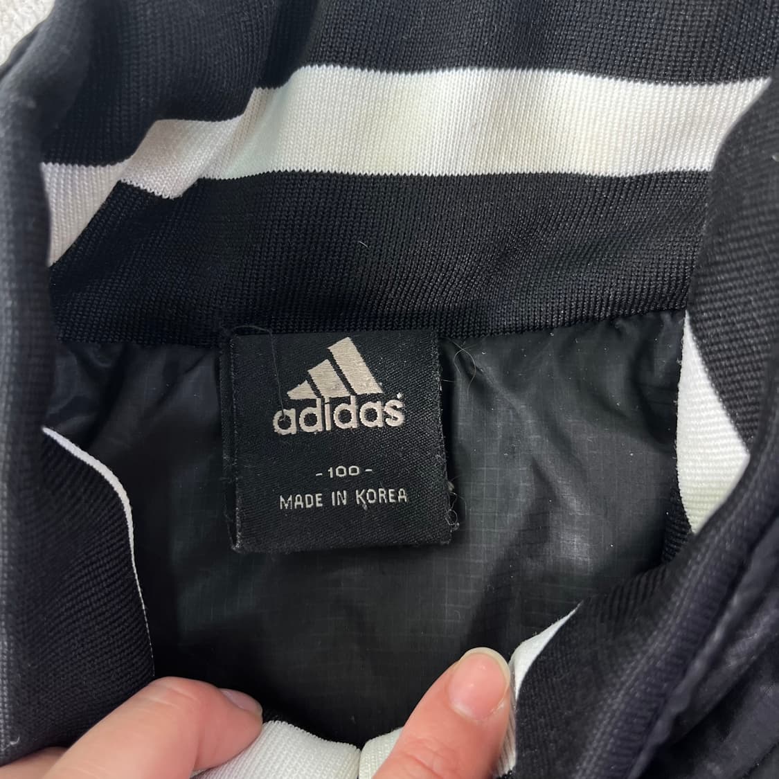 100 아디다스 레알마드리드 자수 덕다운 패딩 상품이미지3