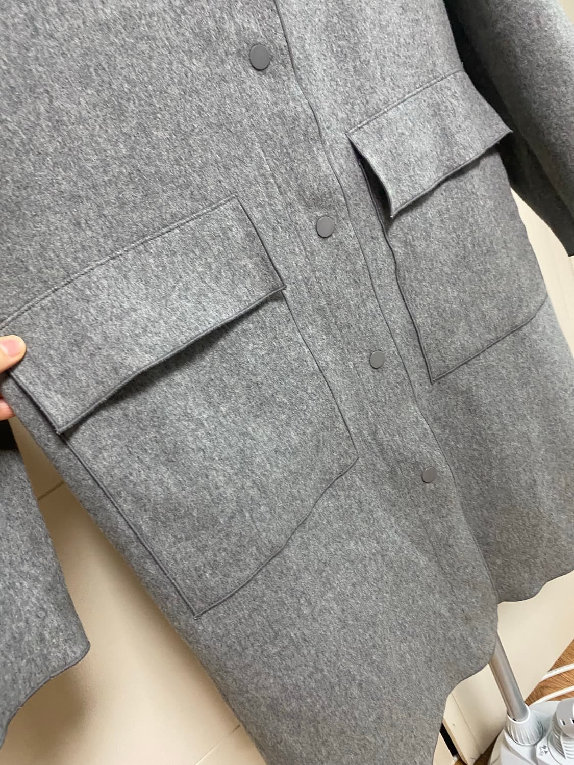 VIKI 회색 V넥 코트 66사이즈 상품이미지4