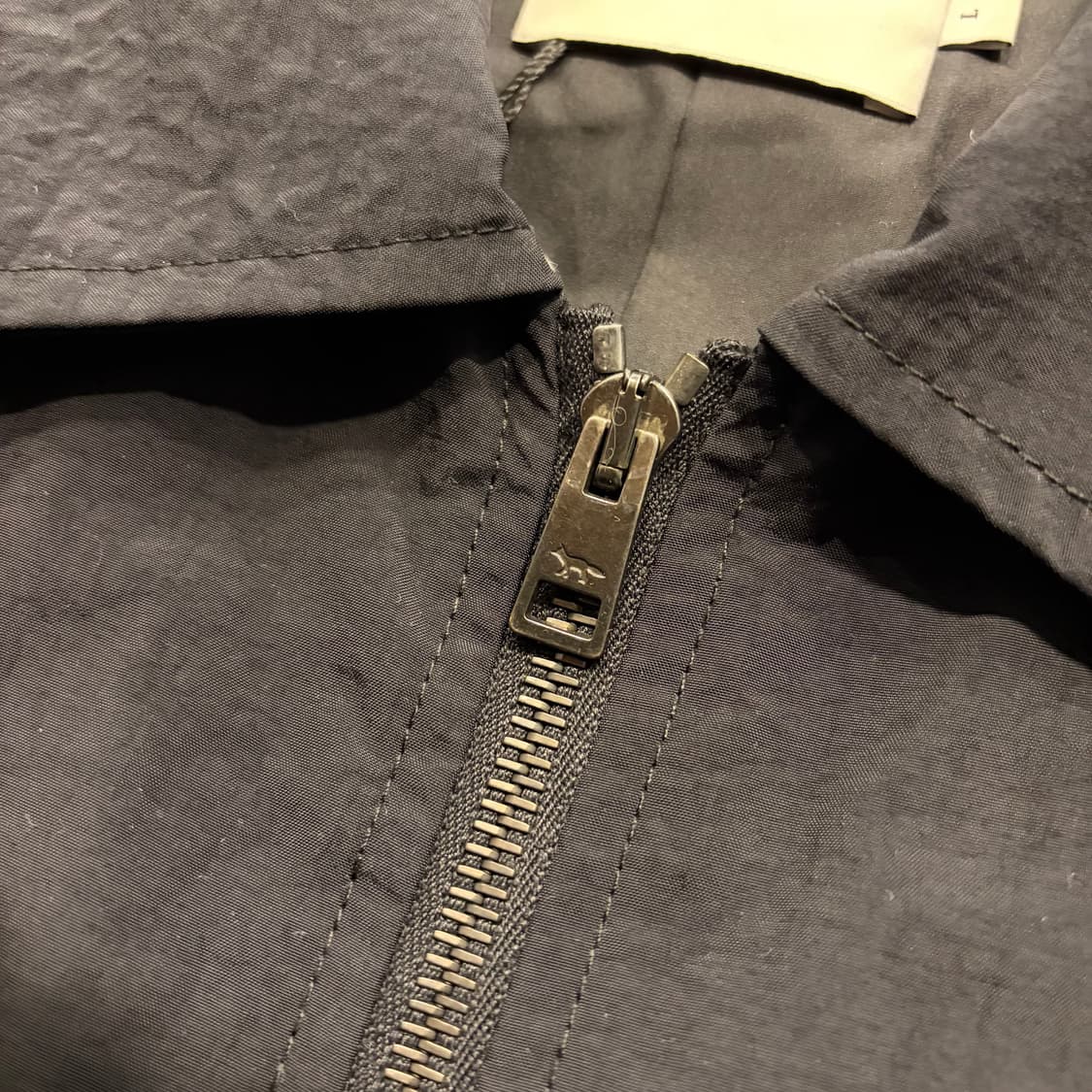 [L] 22FW 메종키츠네 익스클루시브 나일론 투웨이 자켓 블랙 D289 상품이미지6