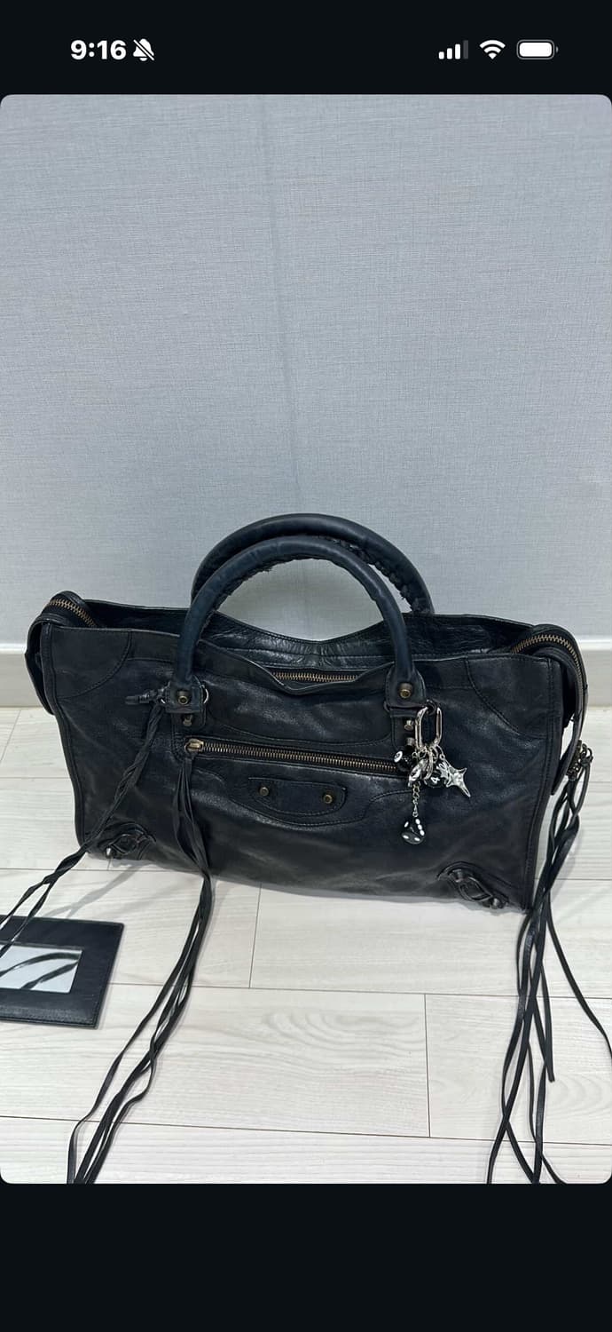 발렌시아가 모터백 미디움 블랙 상품이미지2