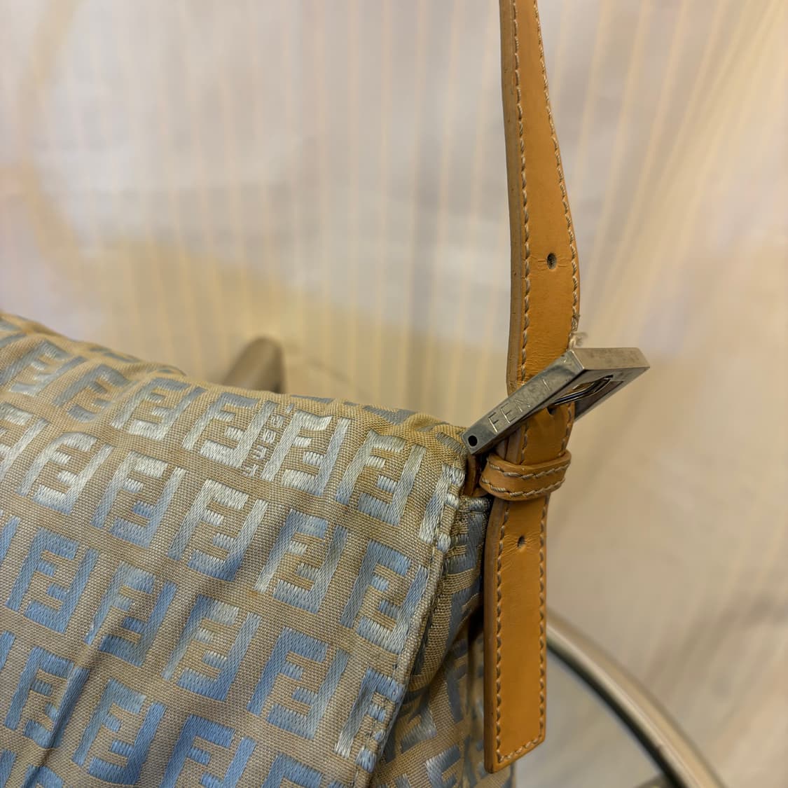 정품 펜디 주카 맘마 숄더백     상품이미지3