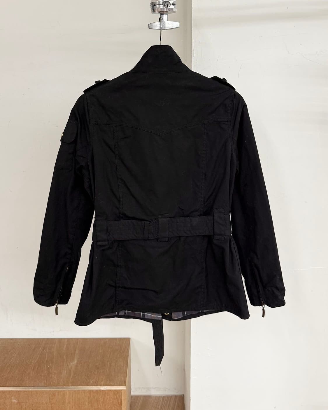 바버 블랙 인터내셔널 왁스 자켓  상품이미지6