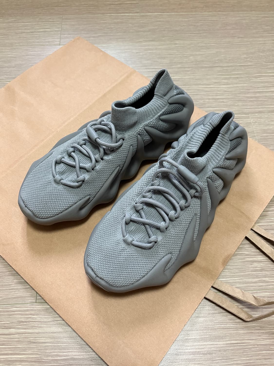 아디다스 이지 450 스톤 그레이 270 상품이미지3