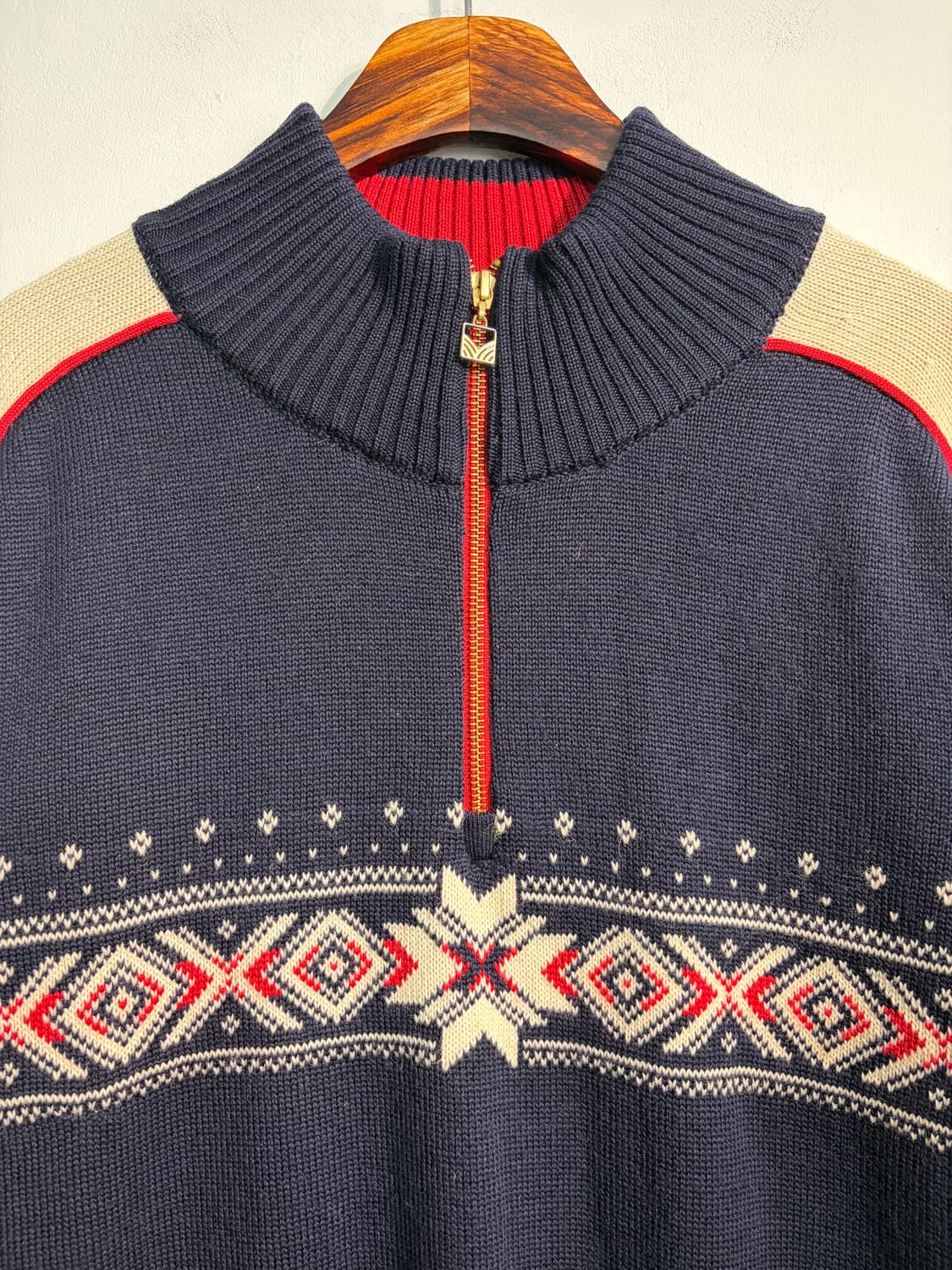 [m] Dale of norway 데일오브노르웨이 울 100% 반집업니트 상품이미지3