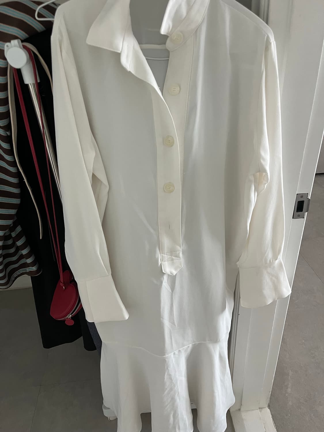 유노이아 플로럴 롱 원피스 화이트 상품이미지1