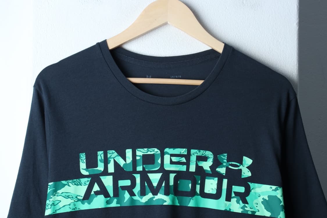 (L-XL) 언더아머 반팔 티셔츠 빅로고 차콜 올드스쿨-H30790 상품이미지3