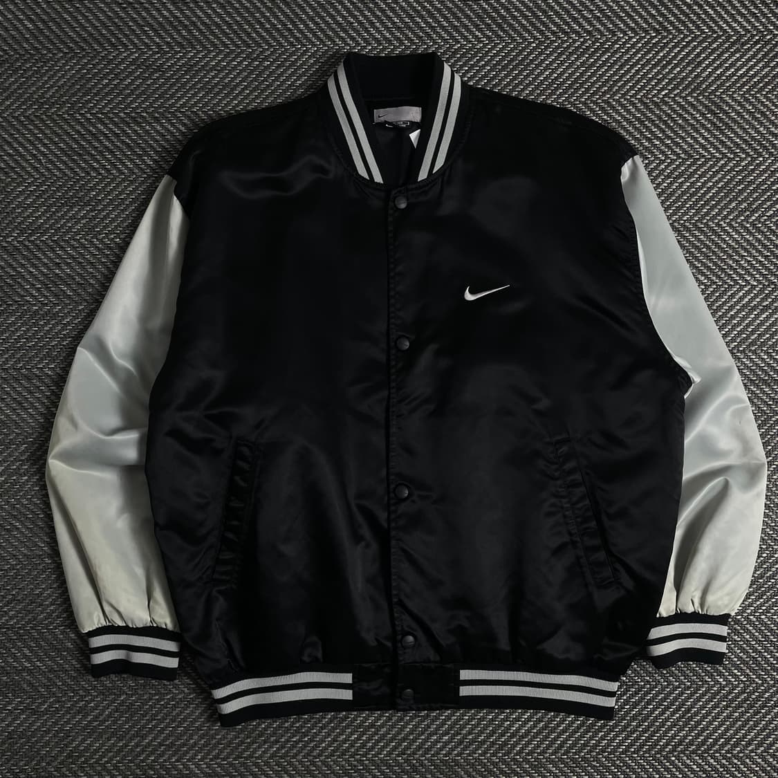 00s 나이키 올드스쿨 박시핏 사틴 바시티 자켓o 3295 상품이미지1