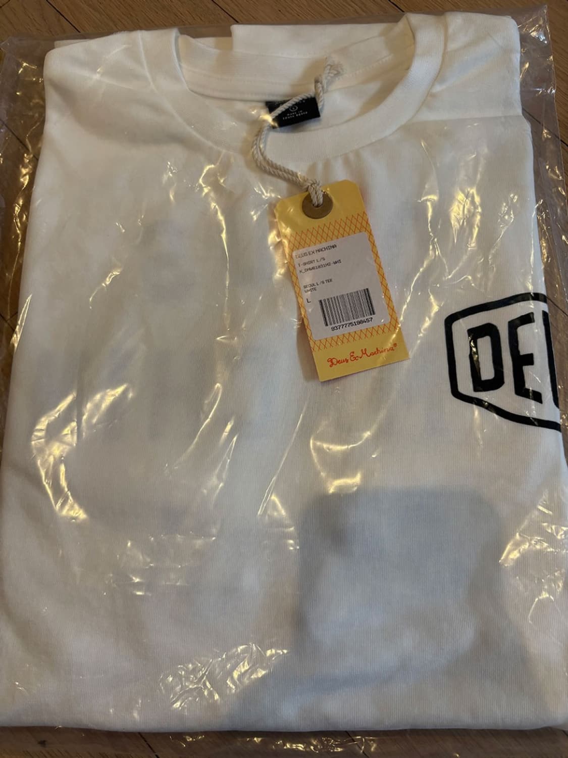 DEUS 데우스 롱슬리브 서울 컬리지 상품이미지3