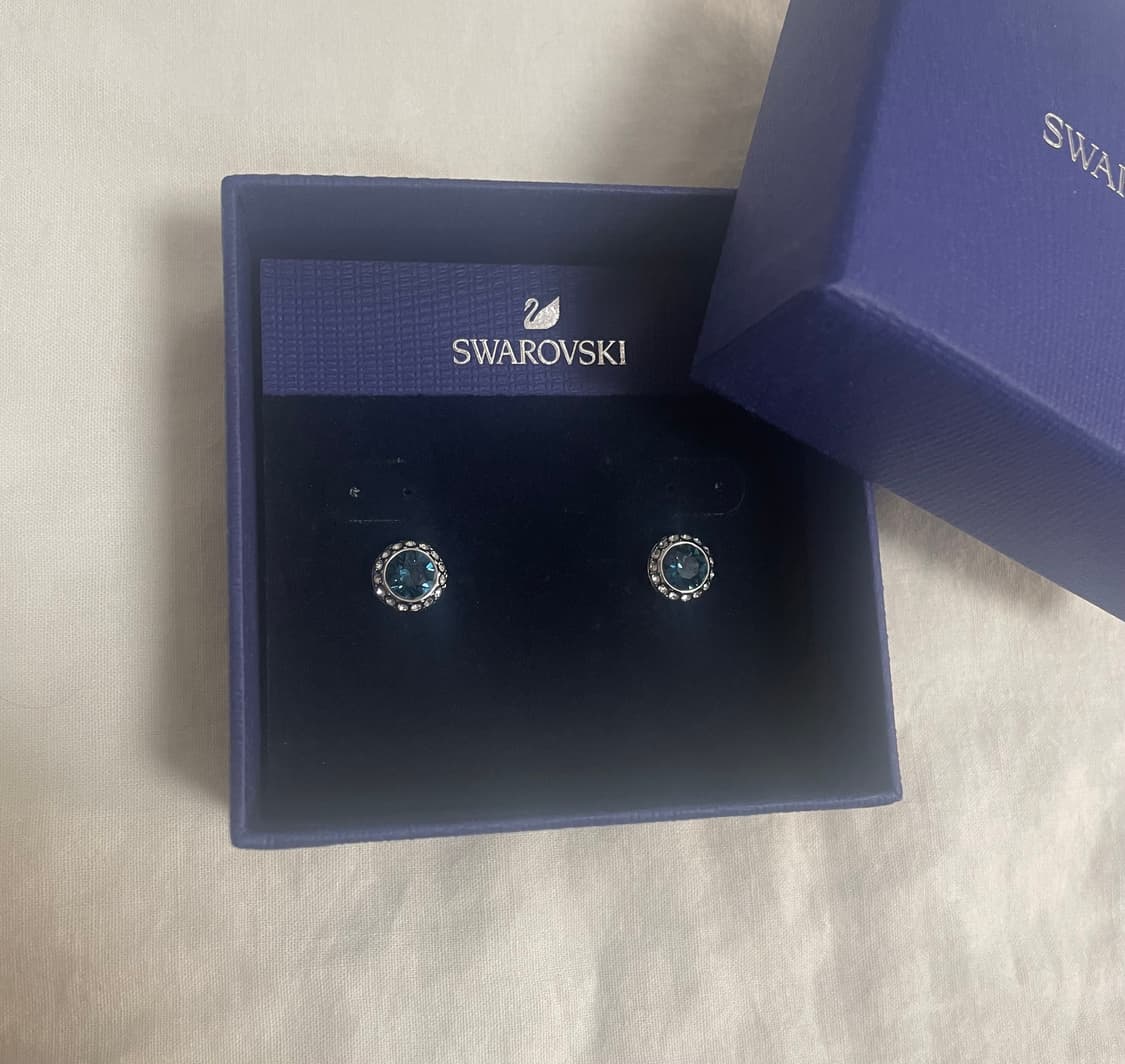 스와로브스키 정품 엔젤릭 크리스탈 스터드 이어링 귀걸이angelic 상품이미지7