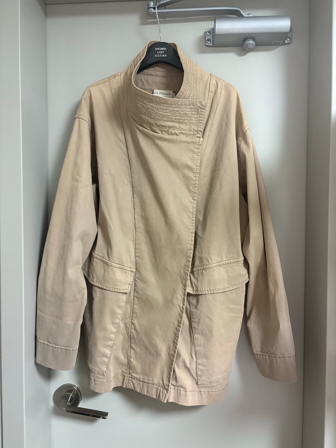 Pure DKNY 사선 하이넥 자켓 상품이미지1