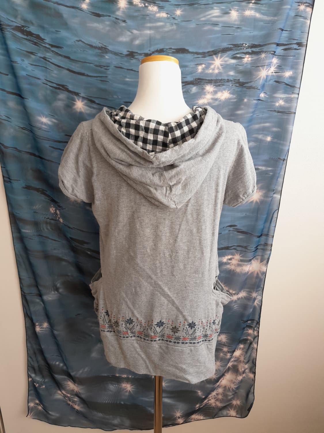 체크 레터링 포켓 후드 반팔 상품이미지4