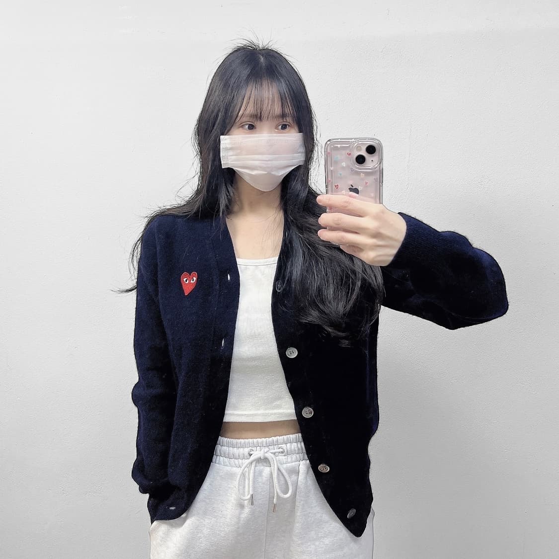 꼼데가르송 하트 와펜 브이넥 가디건 네이비 상품이미지1