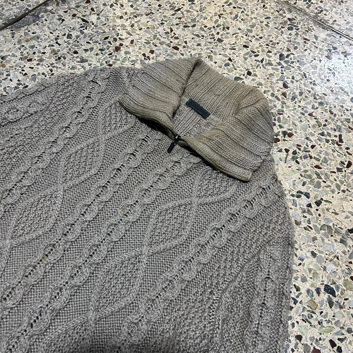 아이스 버그(iceberg) 숄카라 헤비코튼 니트 상품이미지2