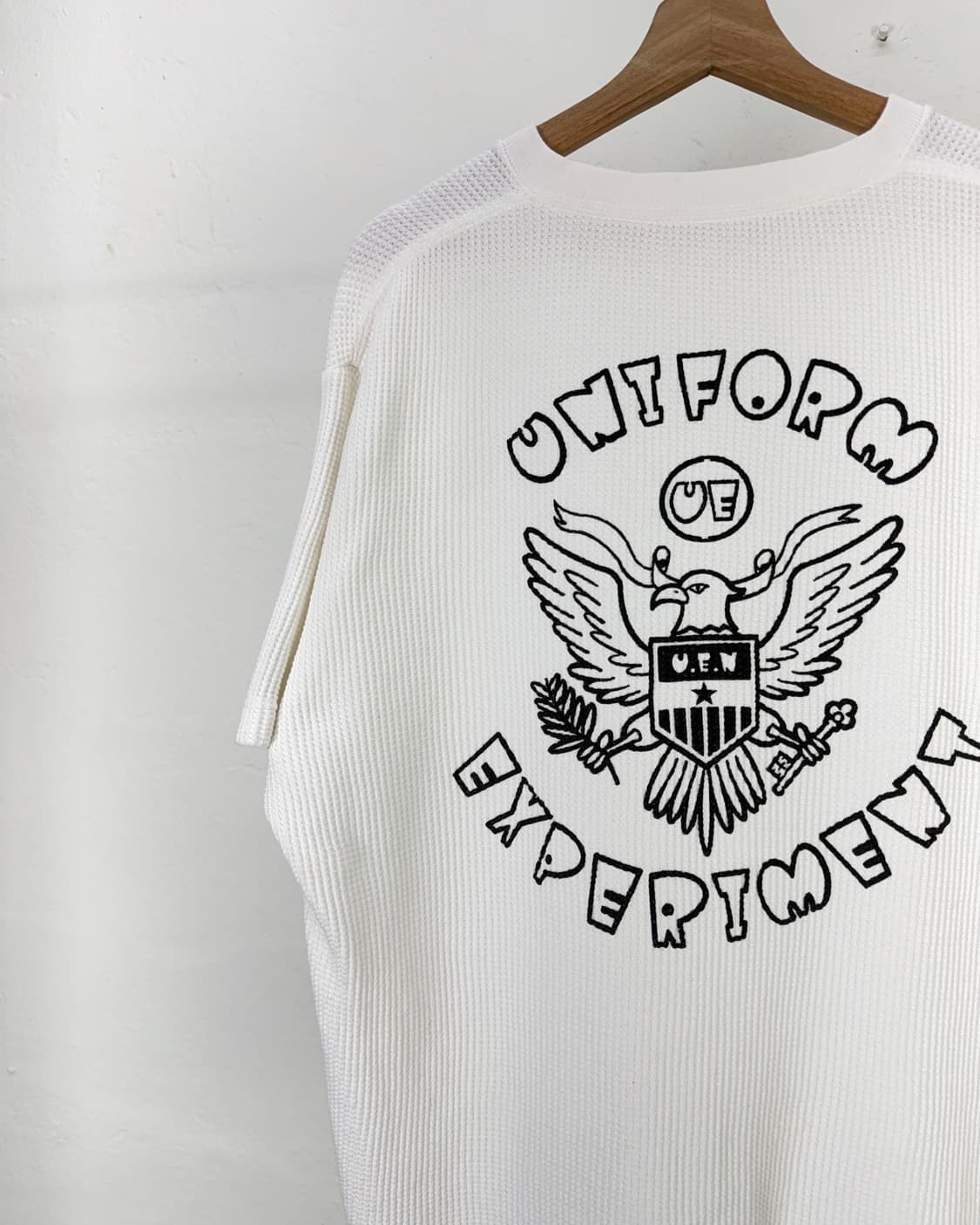 유니폼 익스페리먼트 화이트 와플 하프 티셔츠 상품이미지3