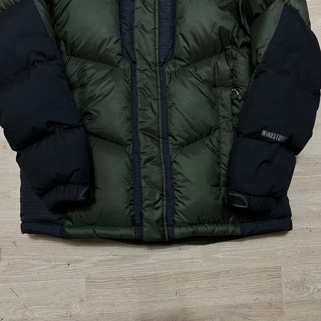 밀레 윈드스토퍼 옴니히트 구스다운 푸퍼패딩 점퍼 [카키] M/95 상품이미지3