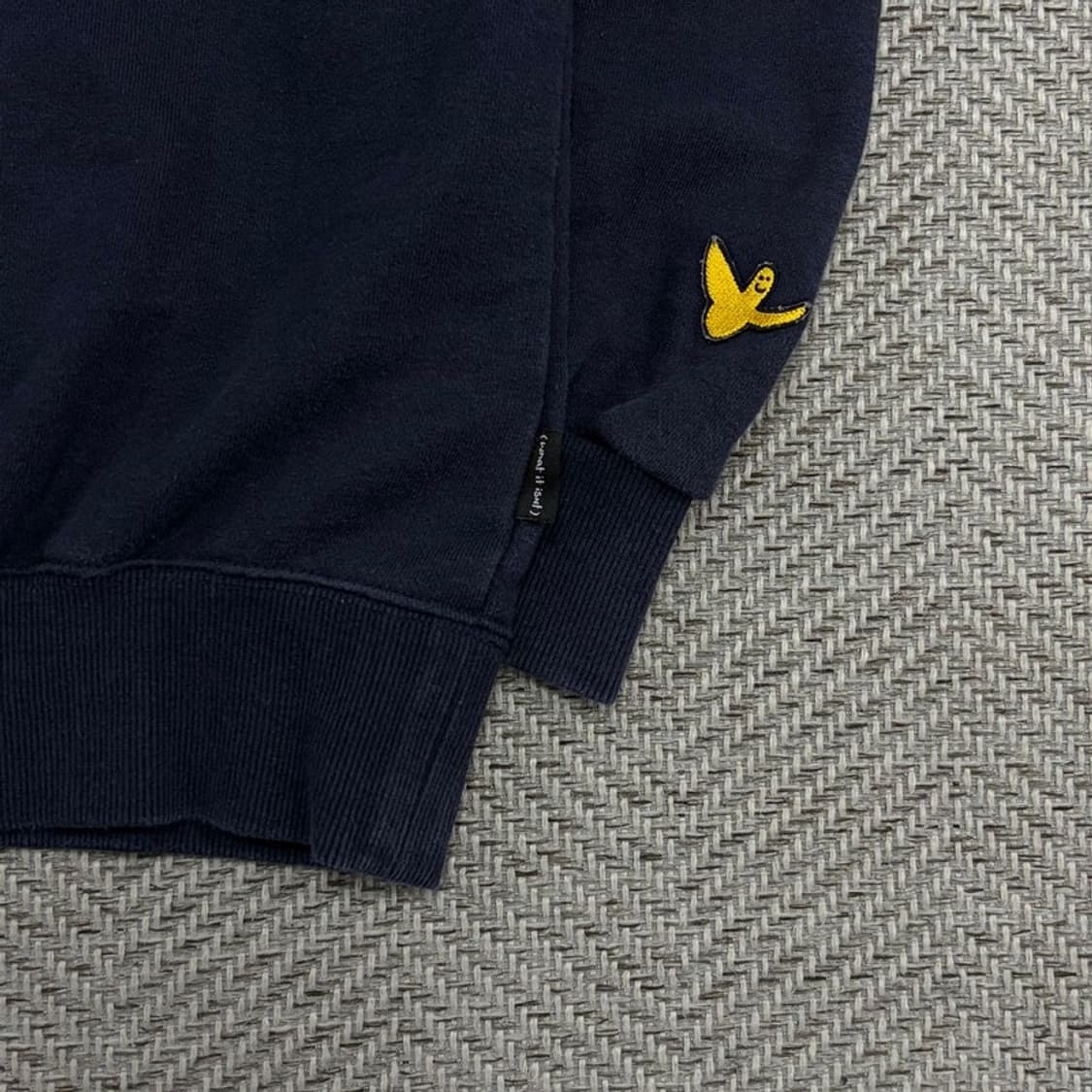 와릿이즌 자수 레터링 맨투맨 v3092 상품이미지5